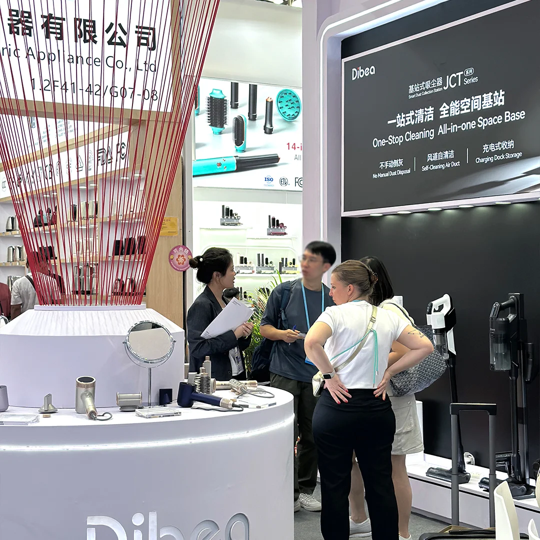 展会现场丨地贝引爆广交会 展现科技实力