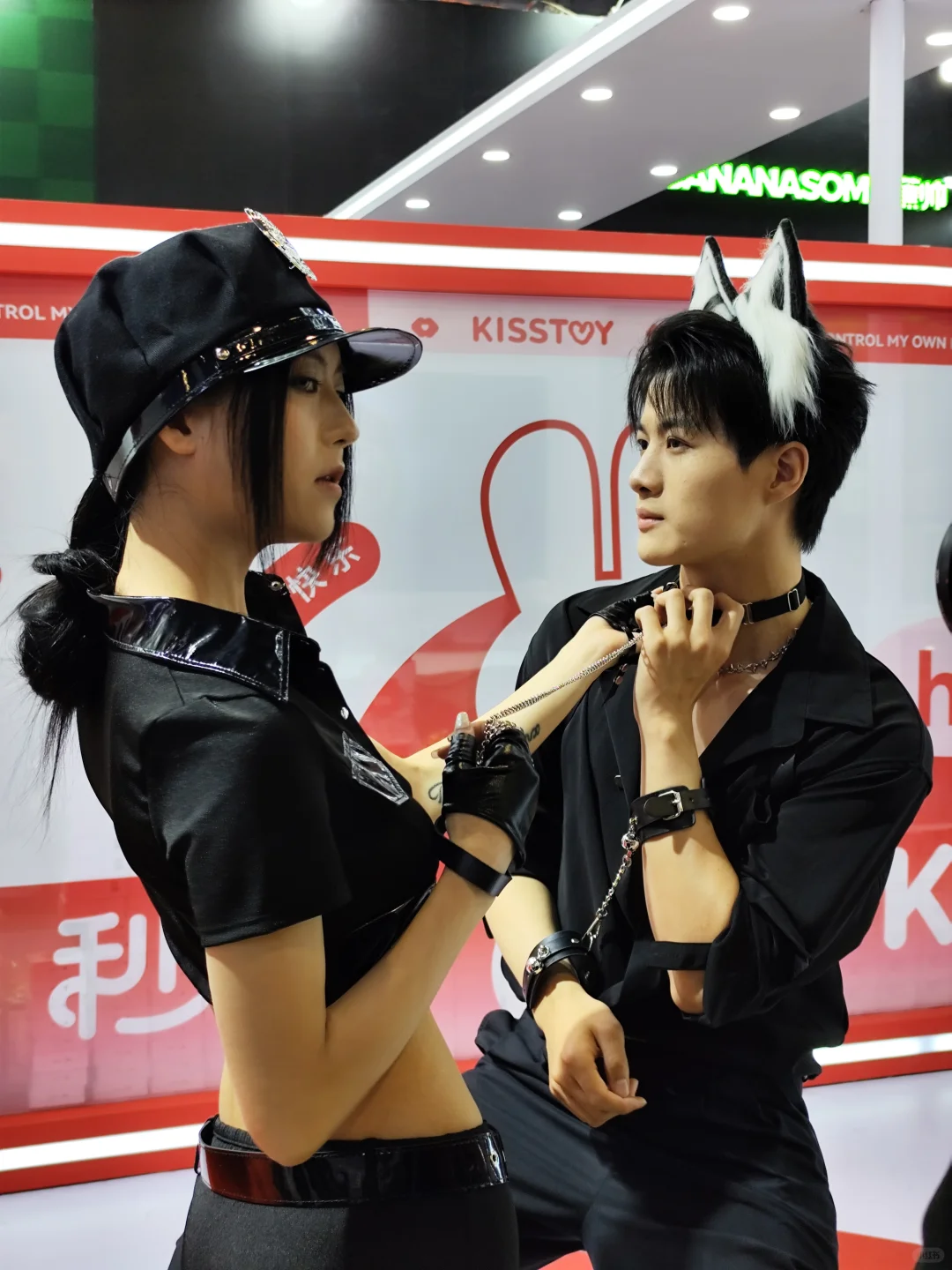 阿美丽卡我问你,??的受众是哪些人