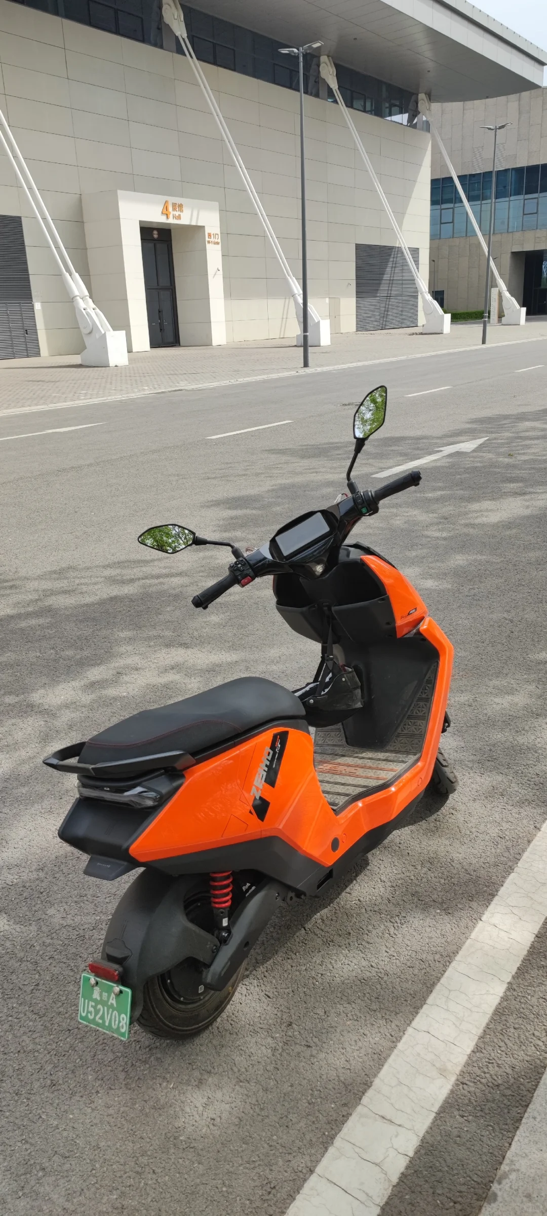 今天参加了第五届陵园建设及殡仪用品展