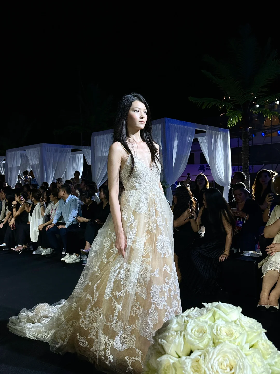 VERA WANG三亚新品婚纱秀