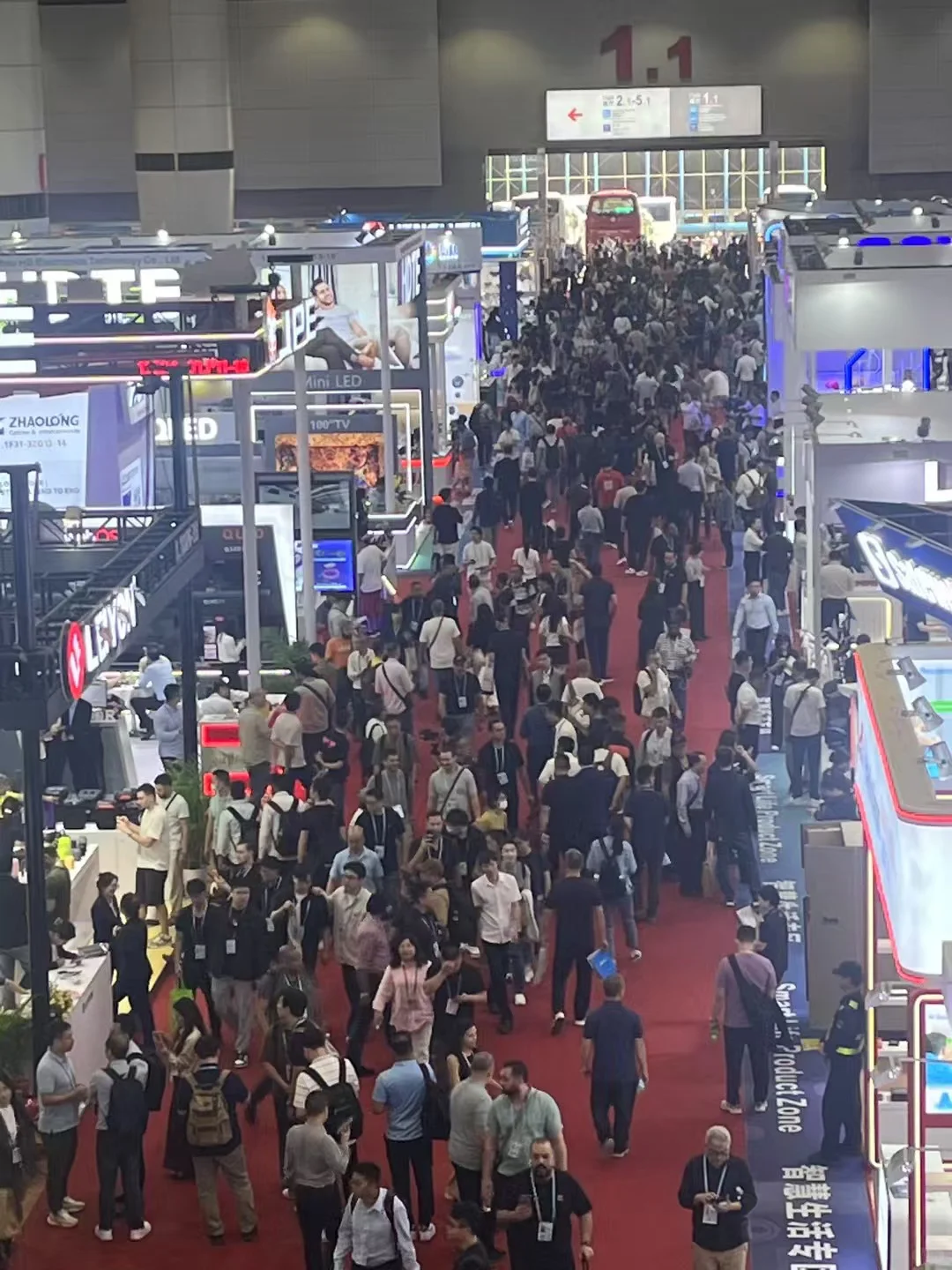 137#广交会如期举办，沉侵式逛展中