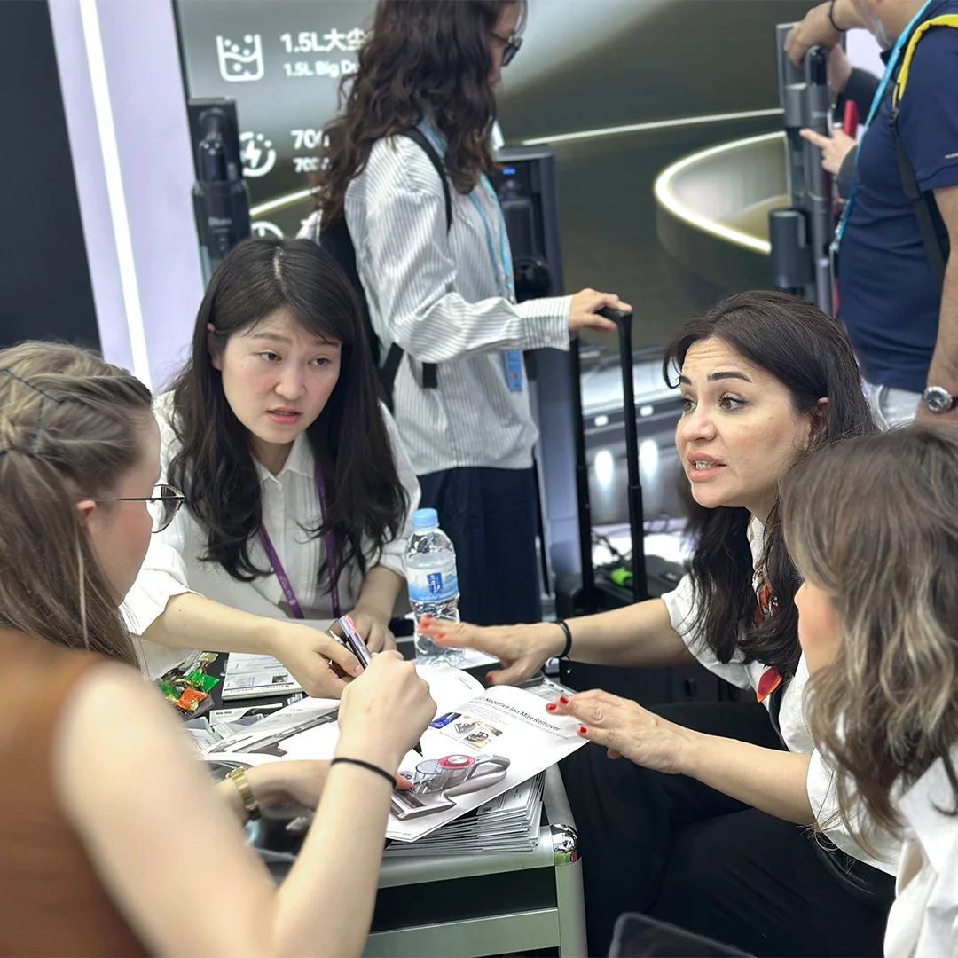 展会现场丨地贝引爆广交会 展现科技实力