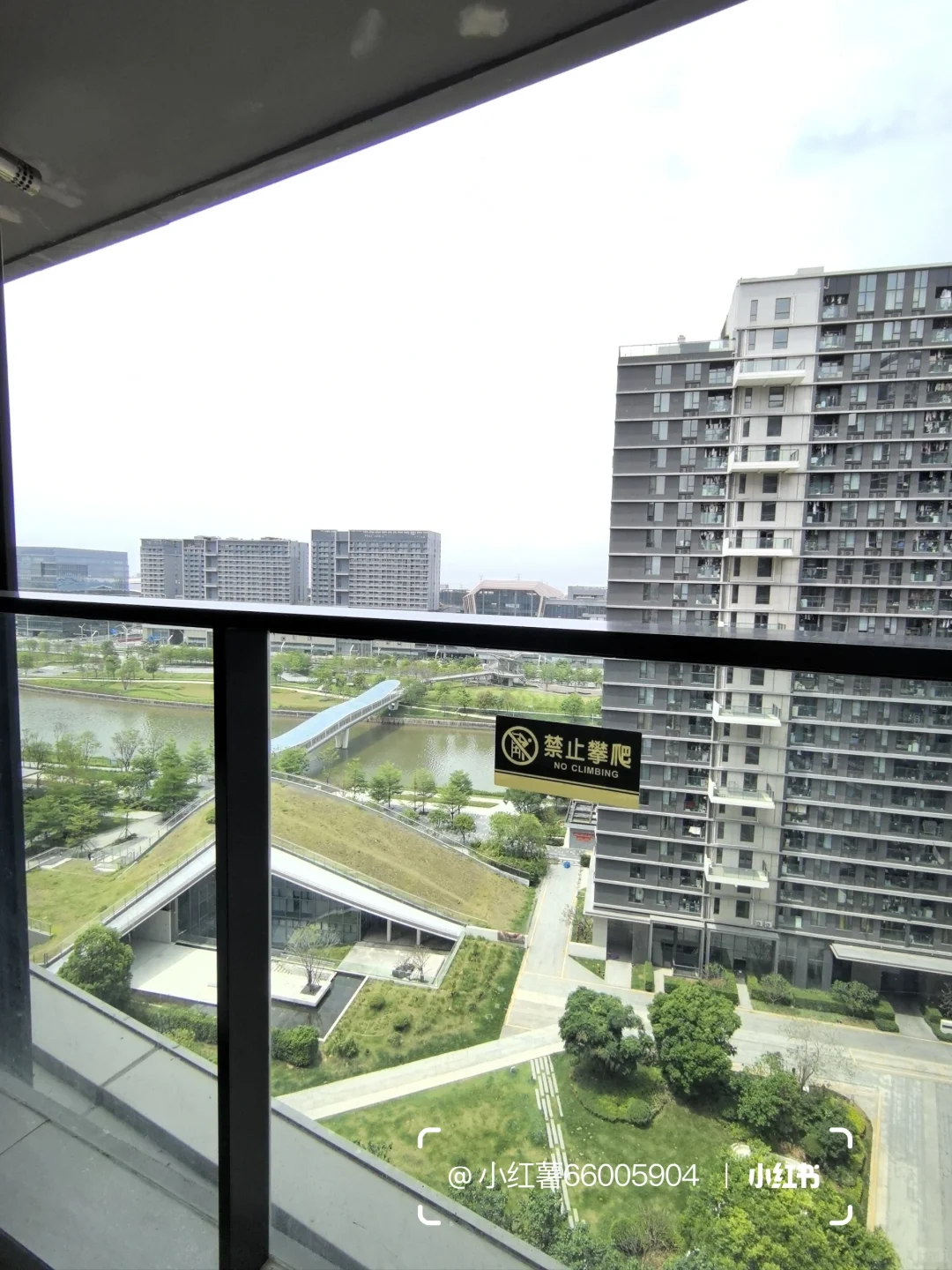 急转会展湾水岸两房一厅河景房 个人转租