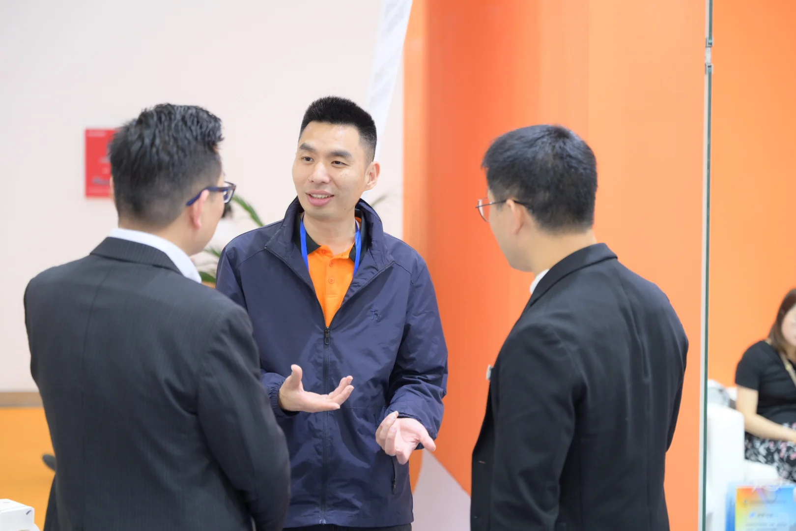 来武汉参展啦 ! 前方到站植护纸世界?