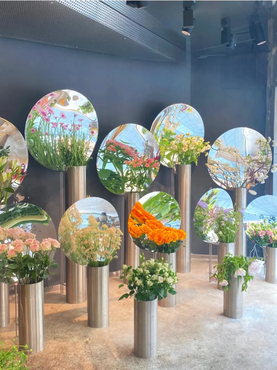 敲黑板?会展人快看都是吸睛点