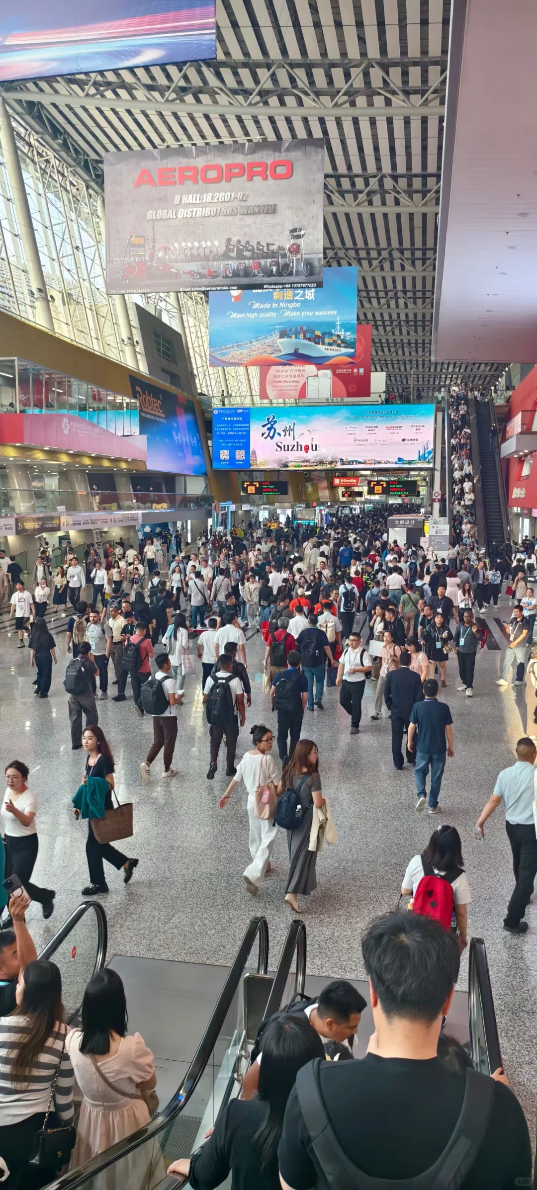 137#广交会如期举办，沉侵式逛展中