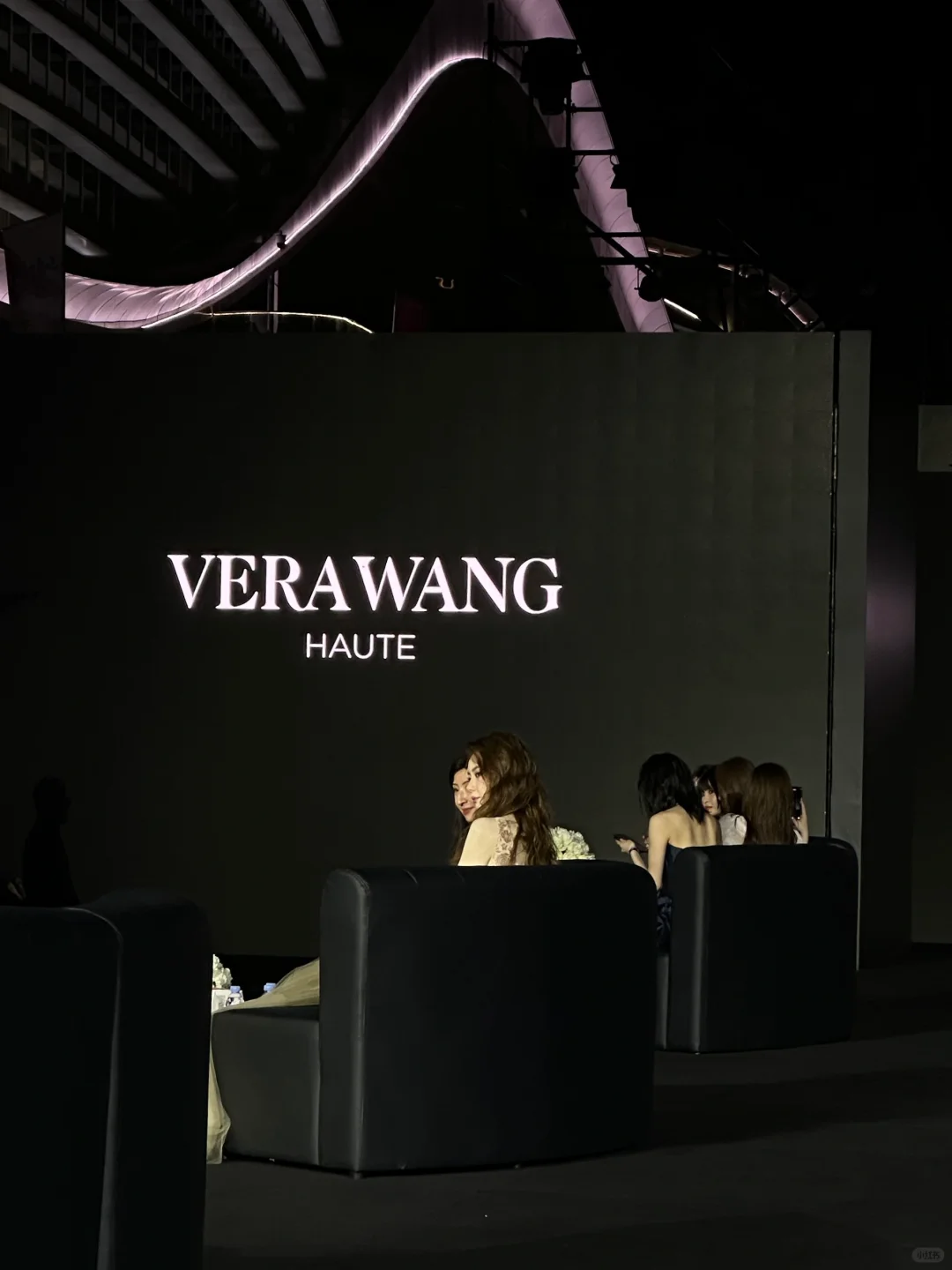 VERA WANG三亚新品婚纱秀