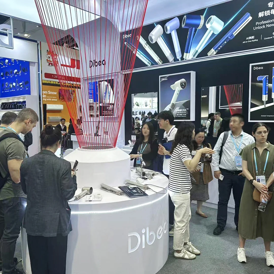 展会现场丨地贝引爆广交会 展现科技实力