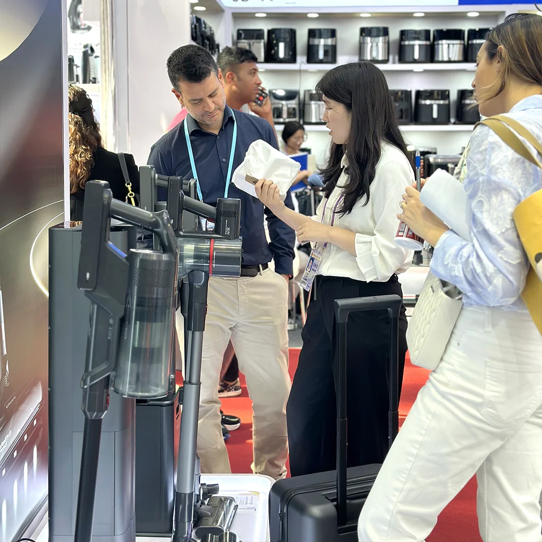 展会现场丨地贝引爆广交会 展现科技实力