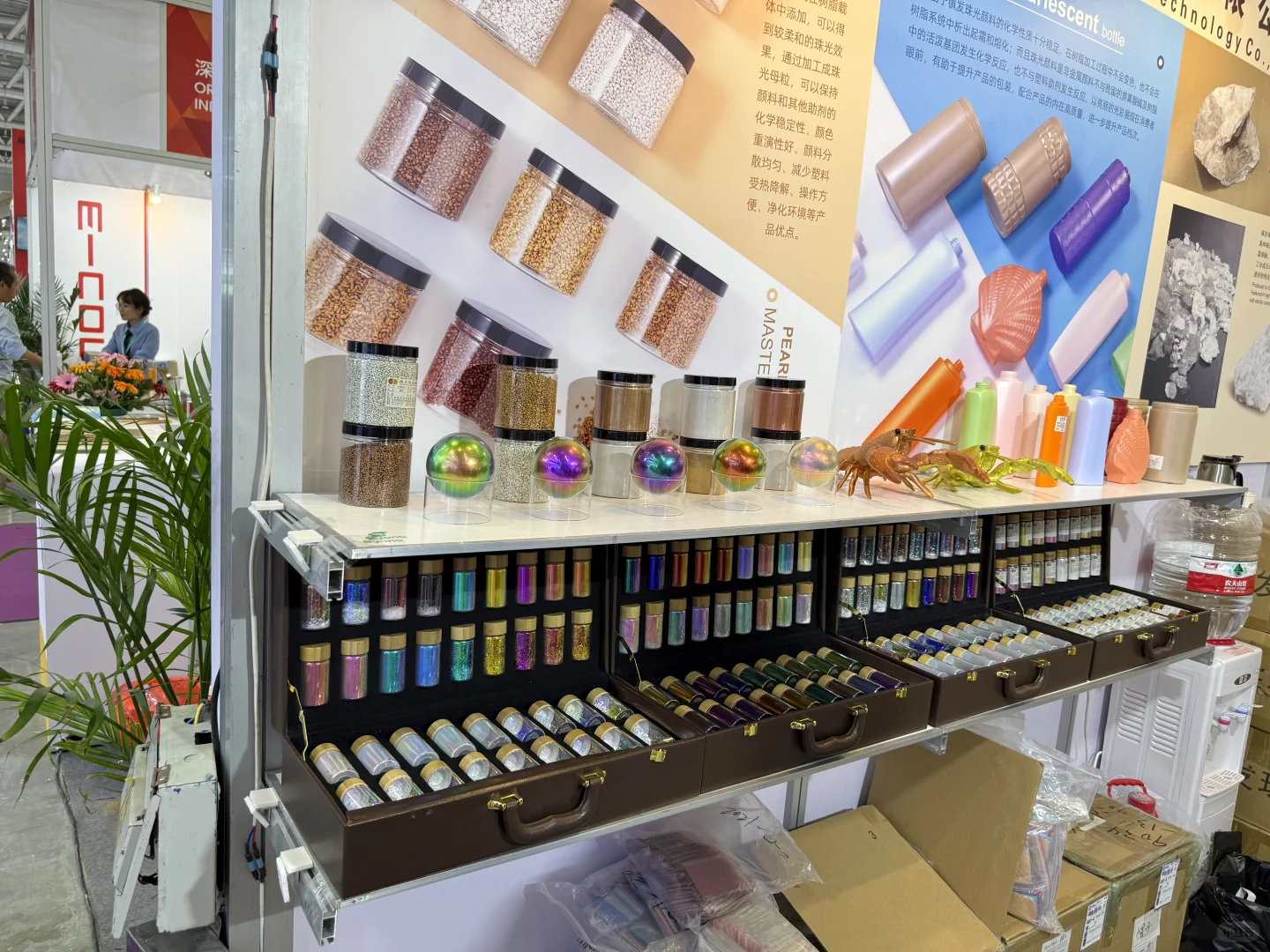 深圳❤️商务局小科员沉浸式参观国际橡塑展