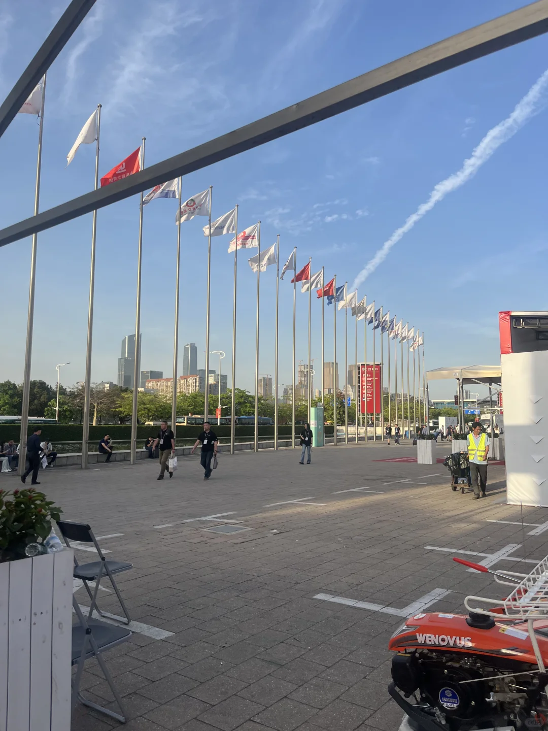 今年广交会 认识了几十个国家的小伙伴们