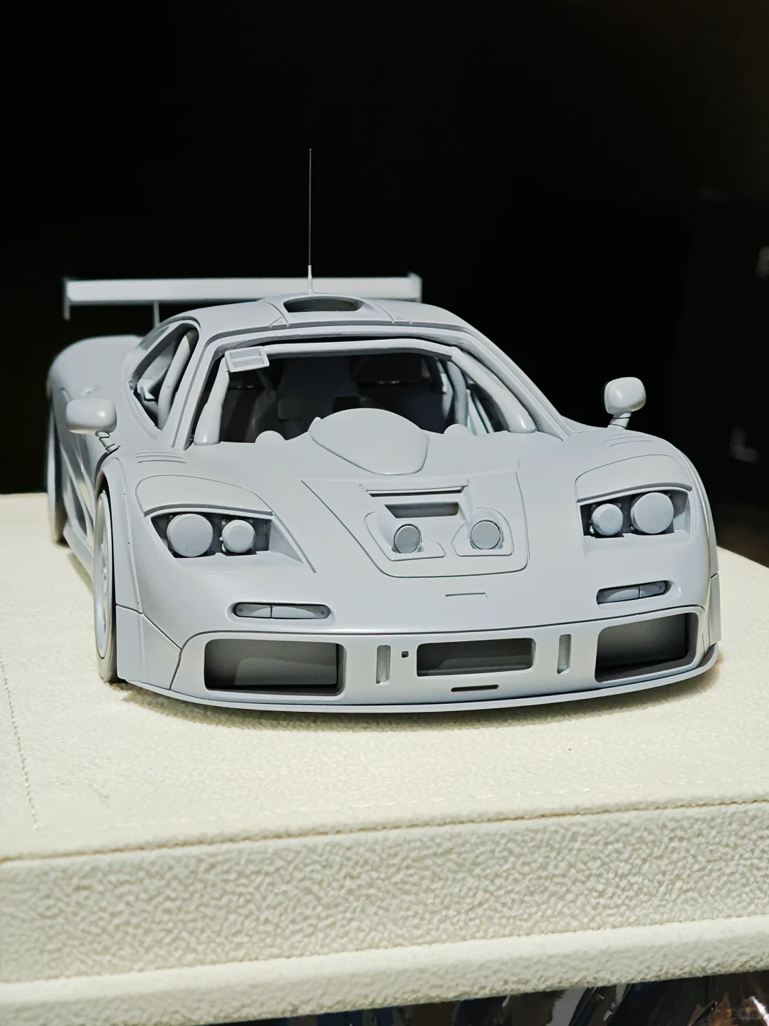 HEC展MU新品预览之1/18迈凯轮F1 GTR 灰模