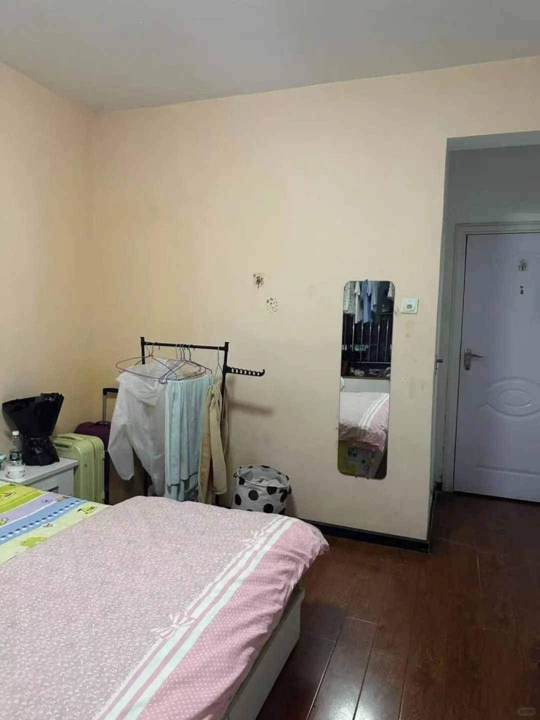 被总裁包养 搬进大别墅 会展中心个人转租