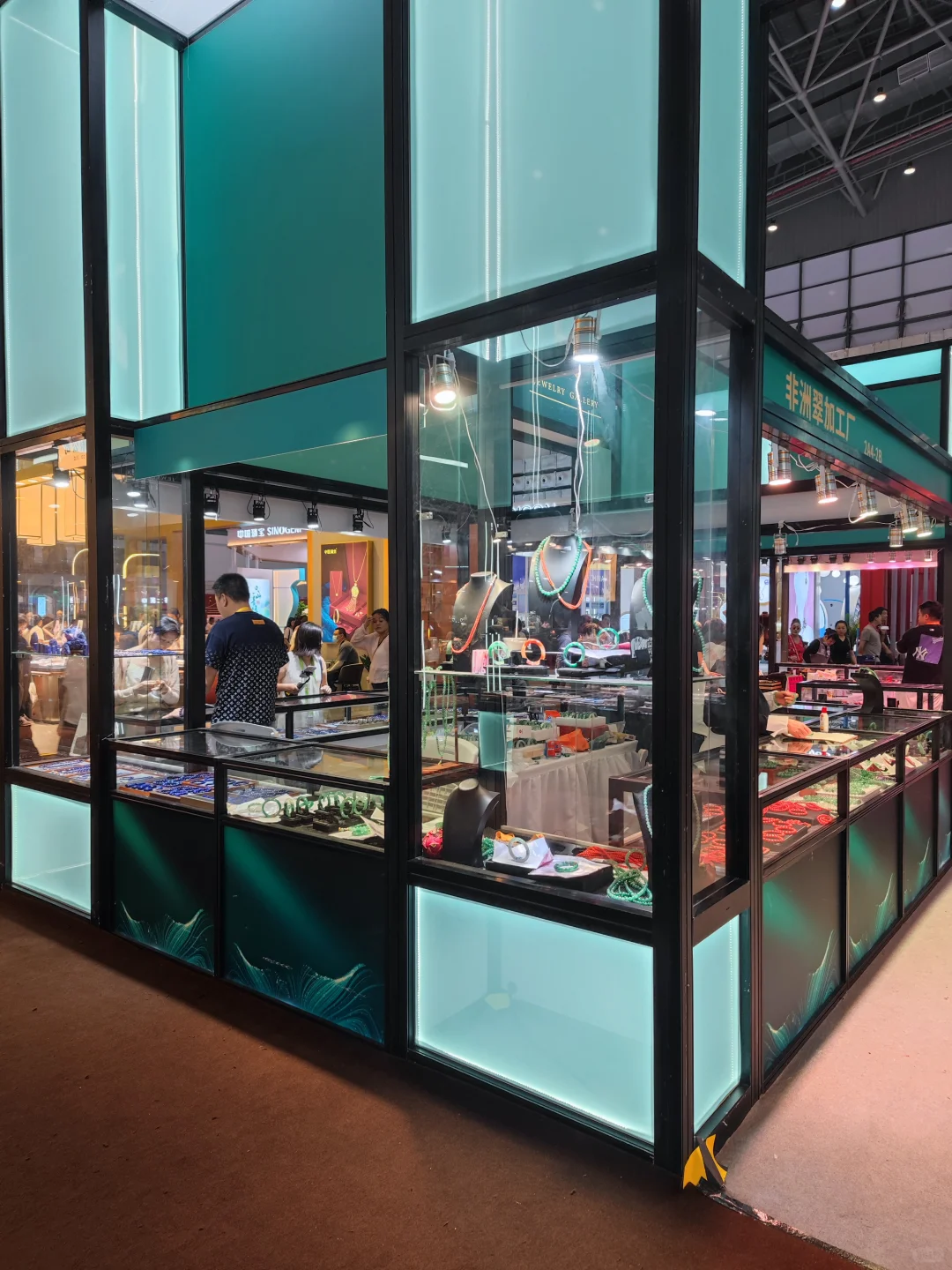 ?这么火爆的消博会，你真的不来打卡吗❓