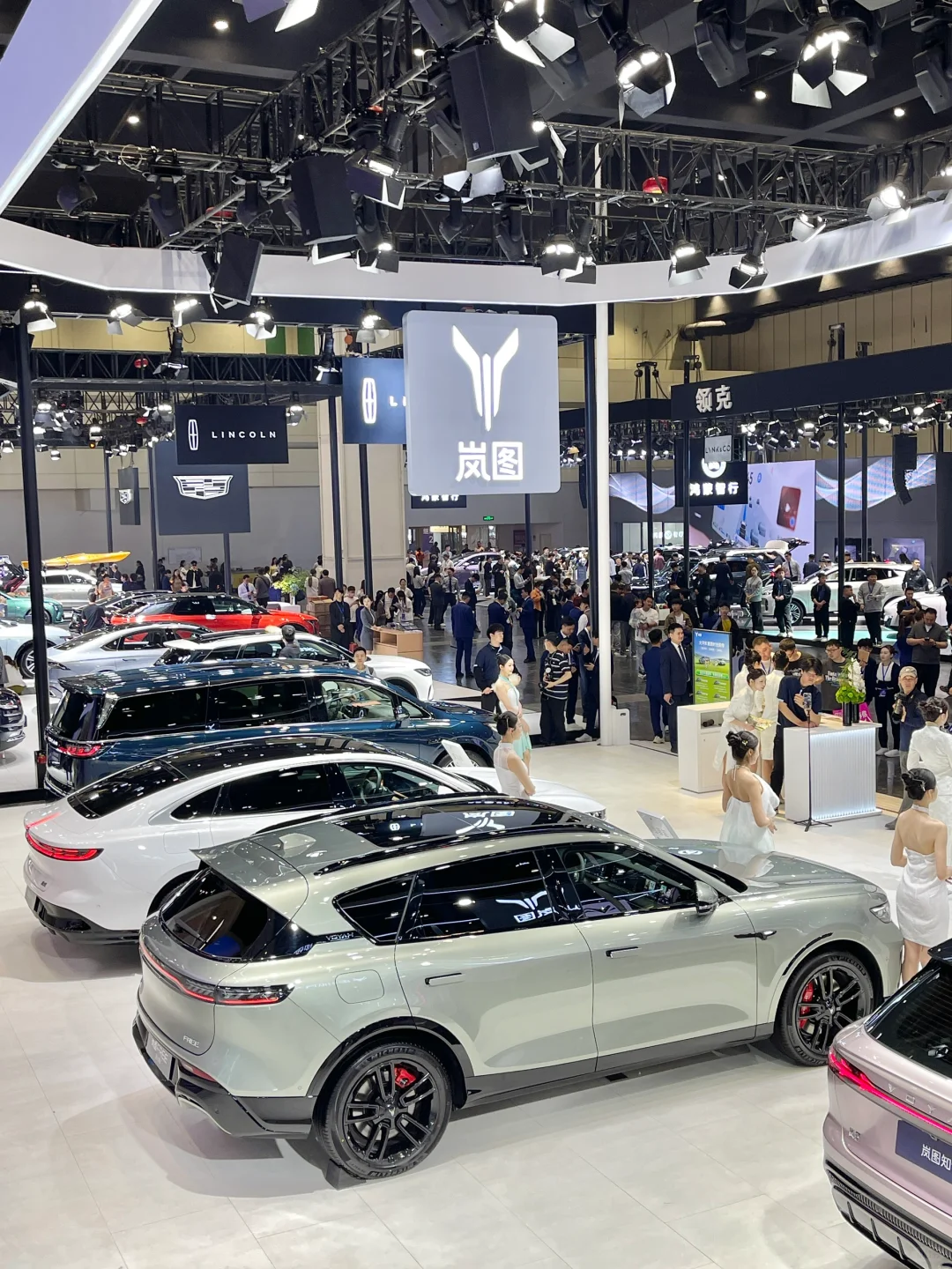 郑州春季2025大河国际车展实况来喽～～～