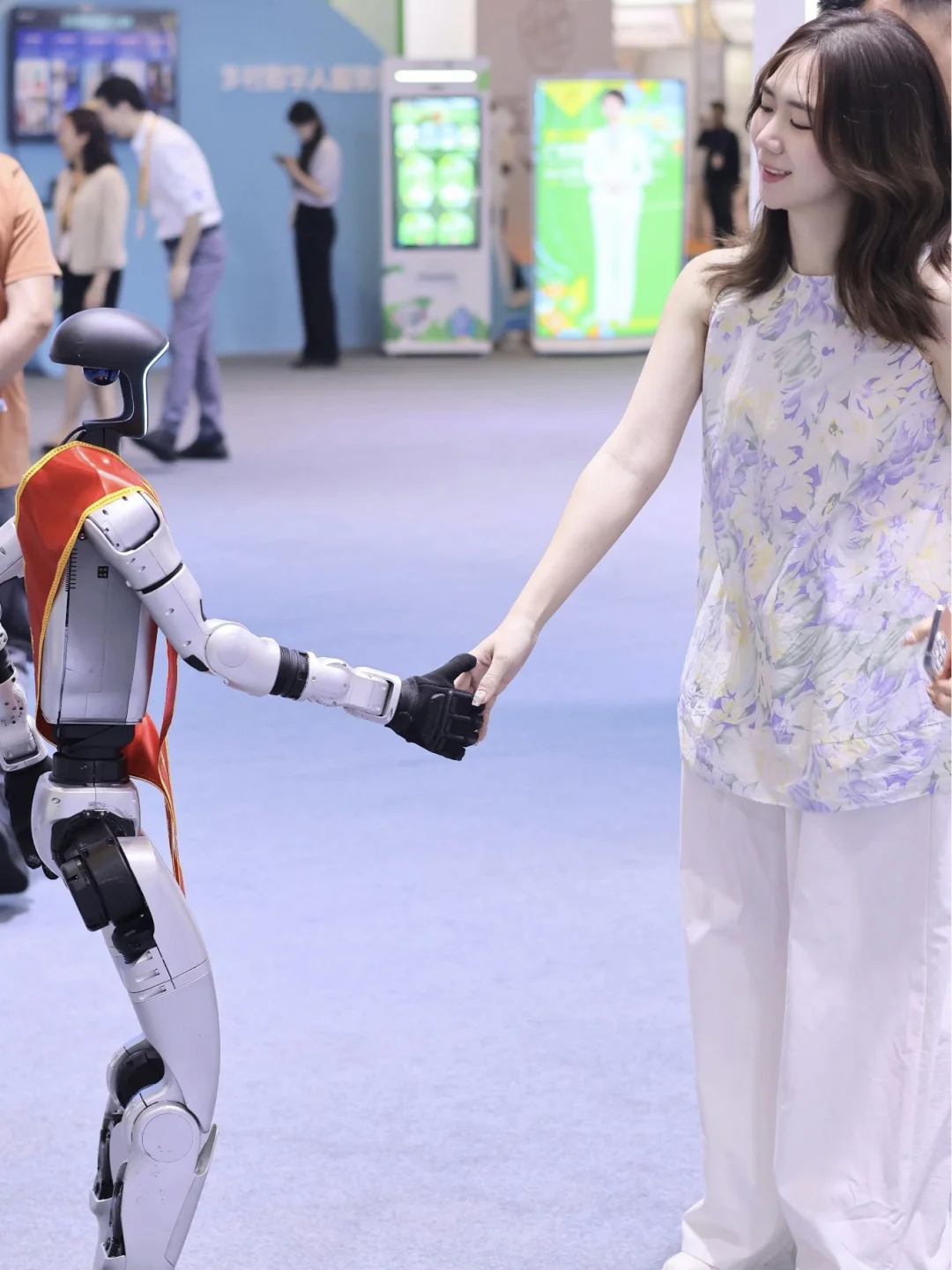 东莞！！你终于出息了！这周末快去逛……