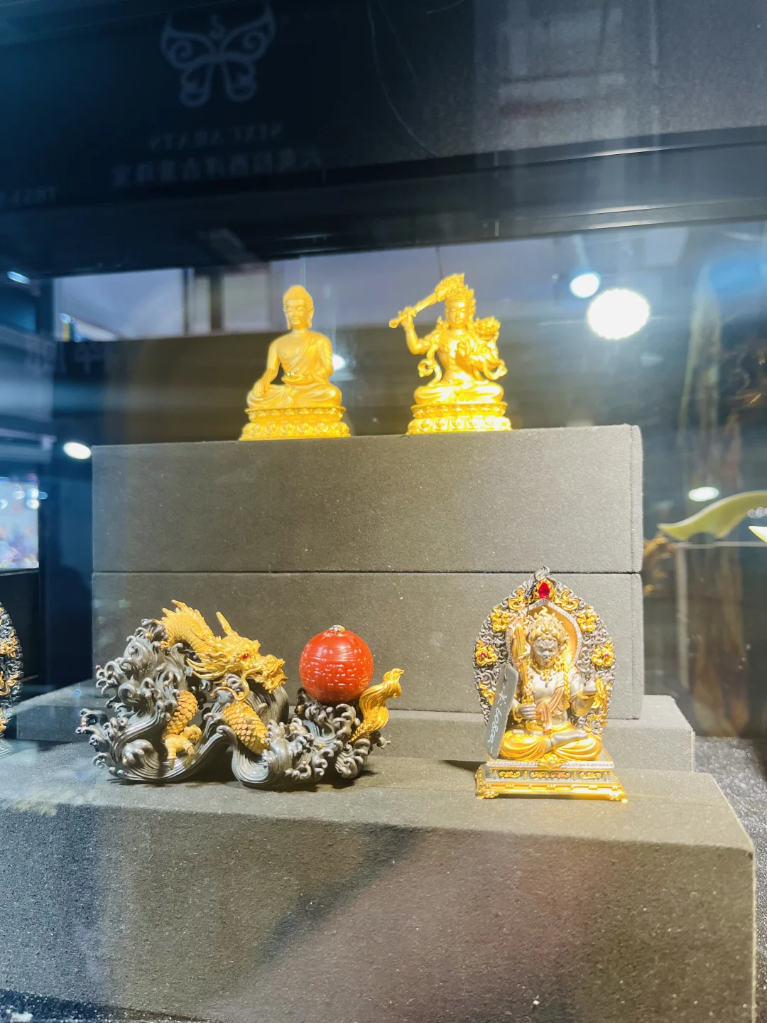 周末逛展：2025中国国际珠宝展完整攻略