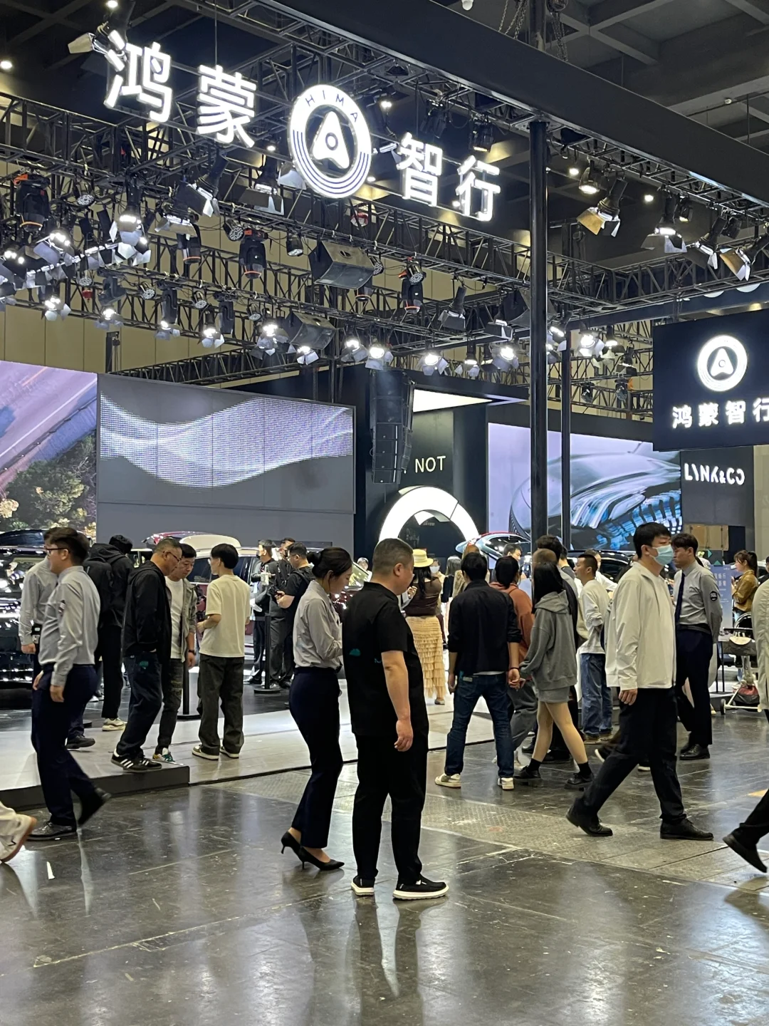 郑州春季2025大河国际车展实况来喽～～～