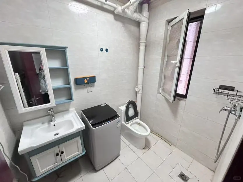 被总裁包养 搬进大别墅 会展中心个人转租