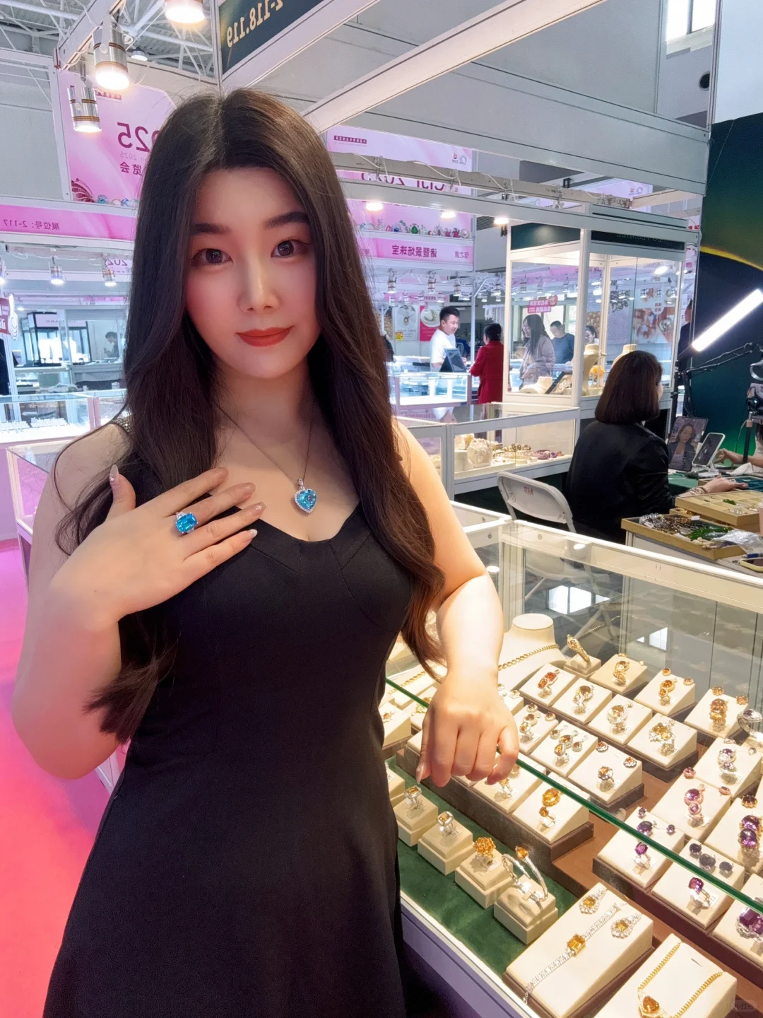 2025中国国际珠宝展来啦??姐妹们冲吖?