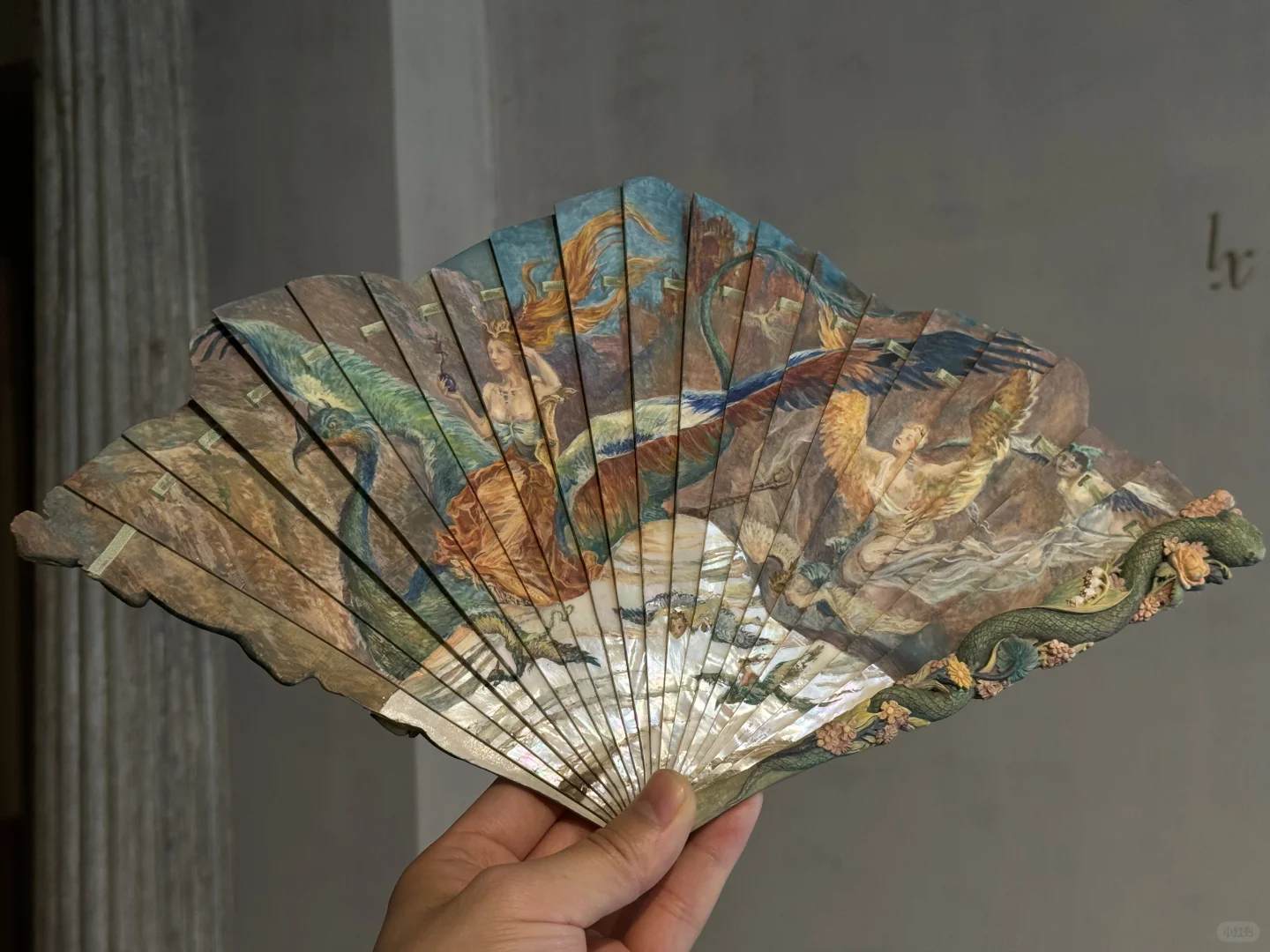 又复刻了一把博物馆的扇子