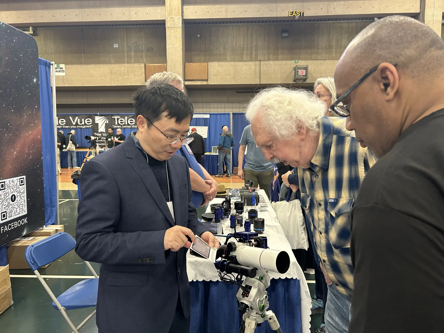 当然是要来QHYCCD的展台了—2025NEAF