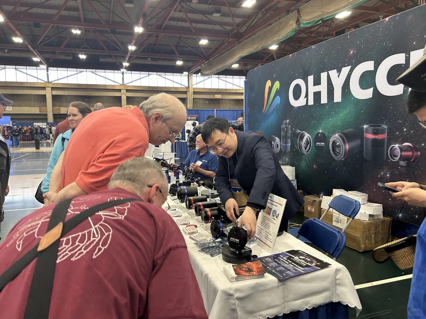 当然是要来QHYCCD的展台了—2025NEAF