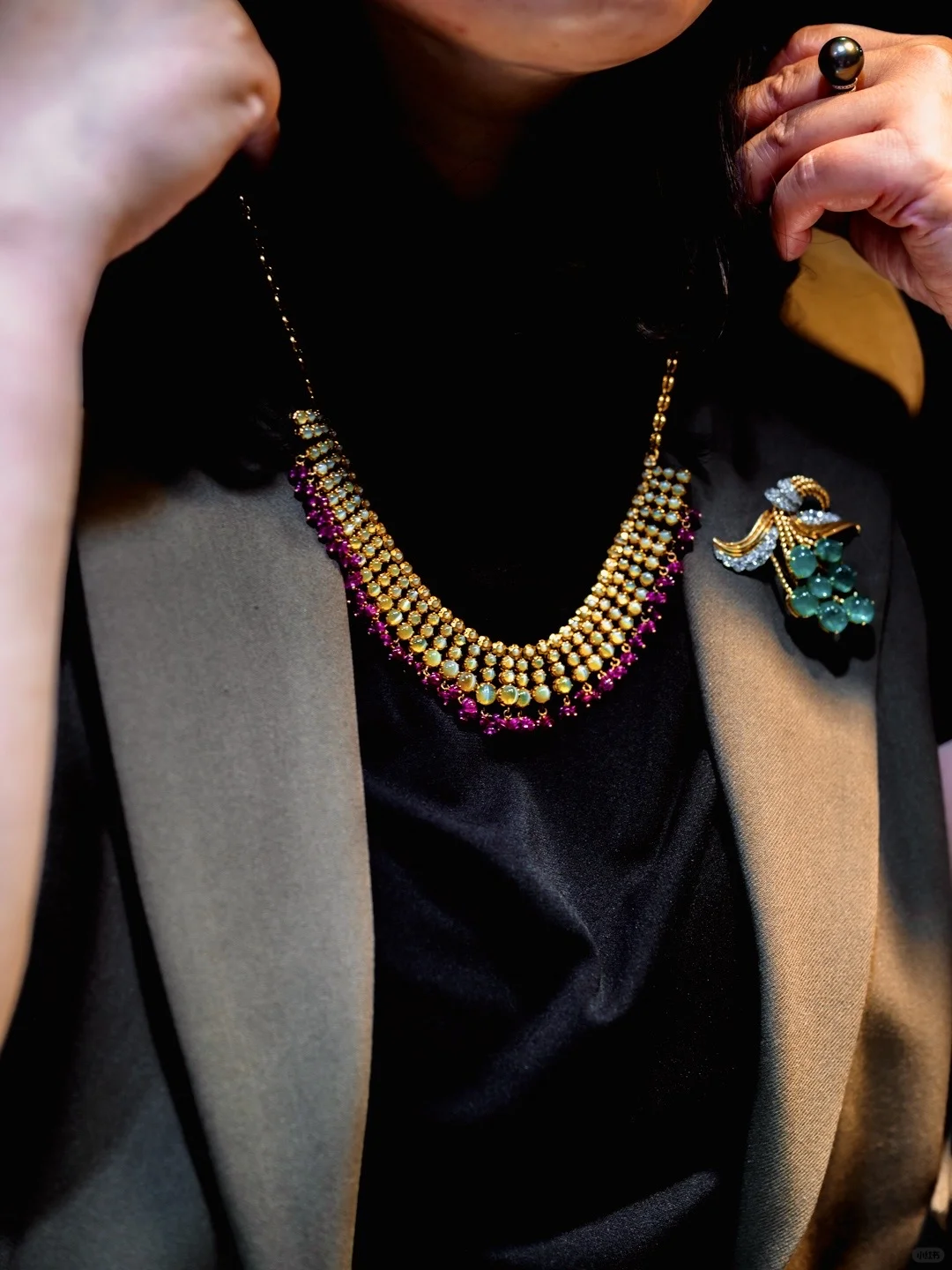 是谁还不知道，有个免票?的珠宝展……