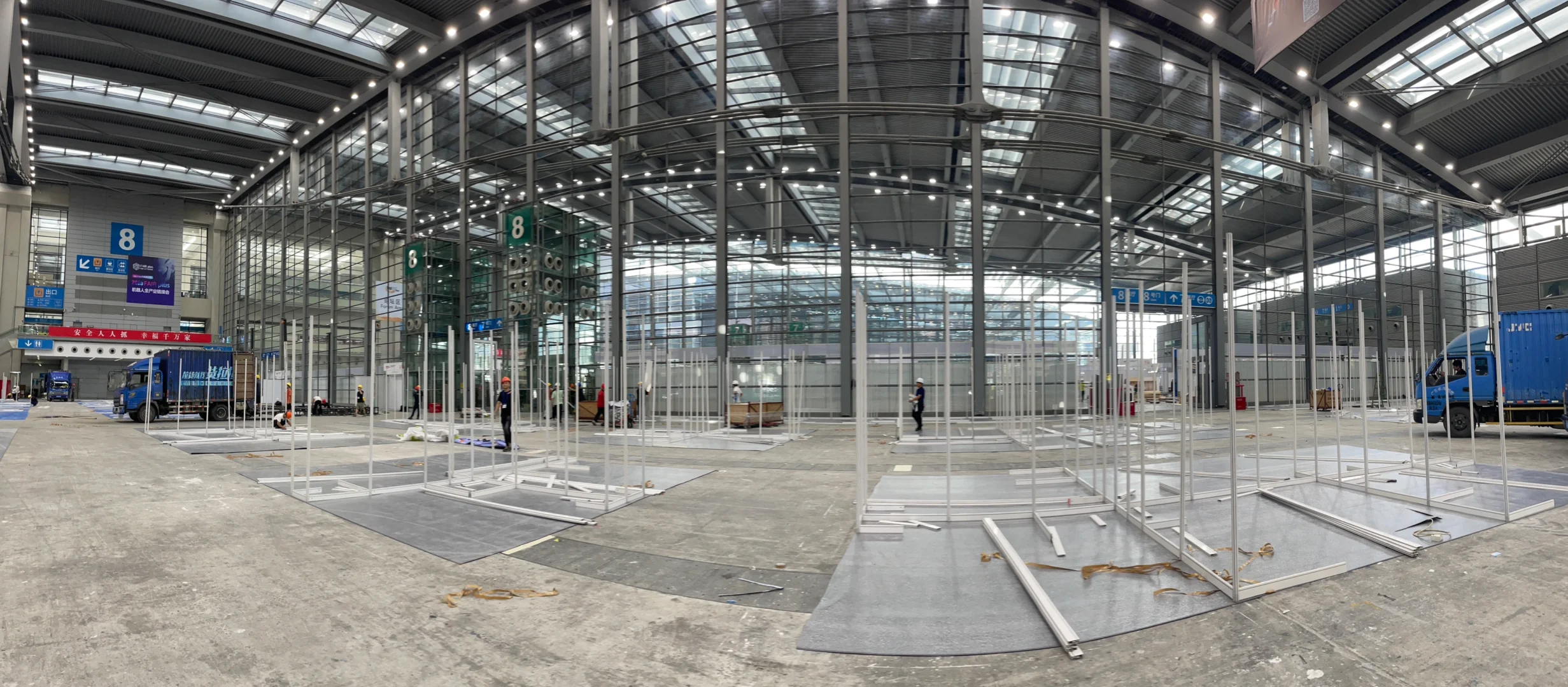 在会展中心兼职的一天