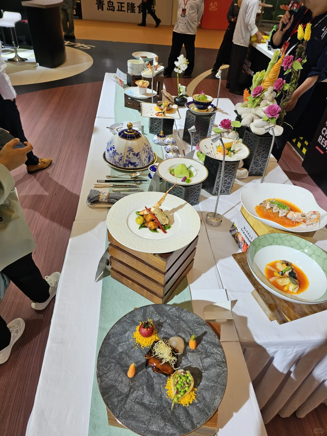 食品展真的太好吃了