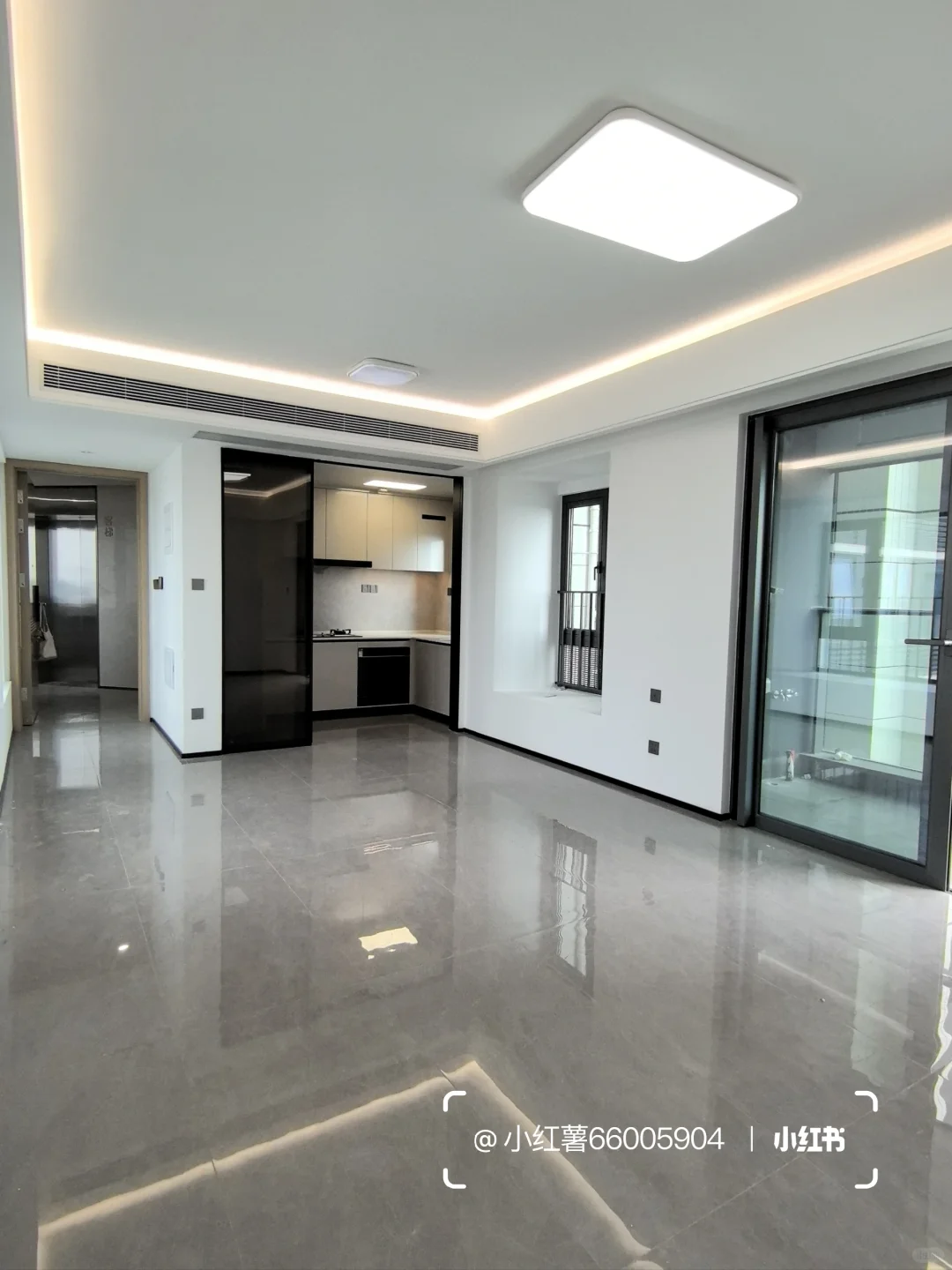 转租会展湾雍境空三房一厅两卫河景房 急转