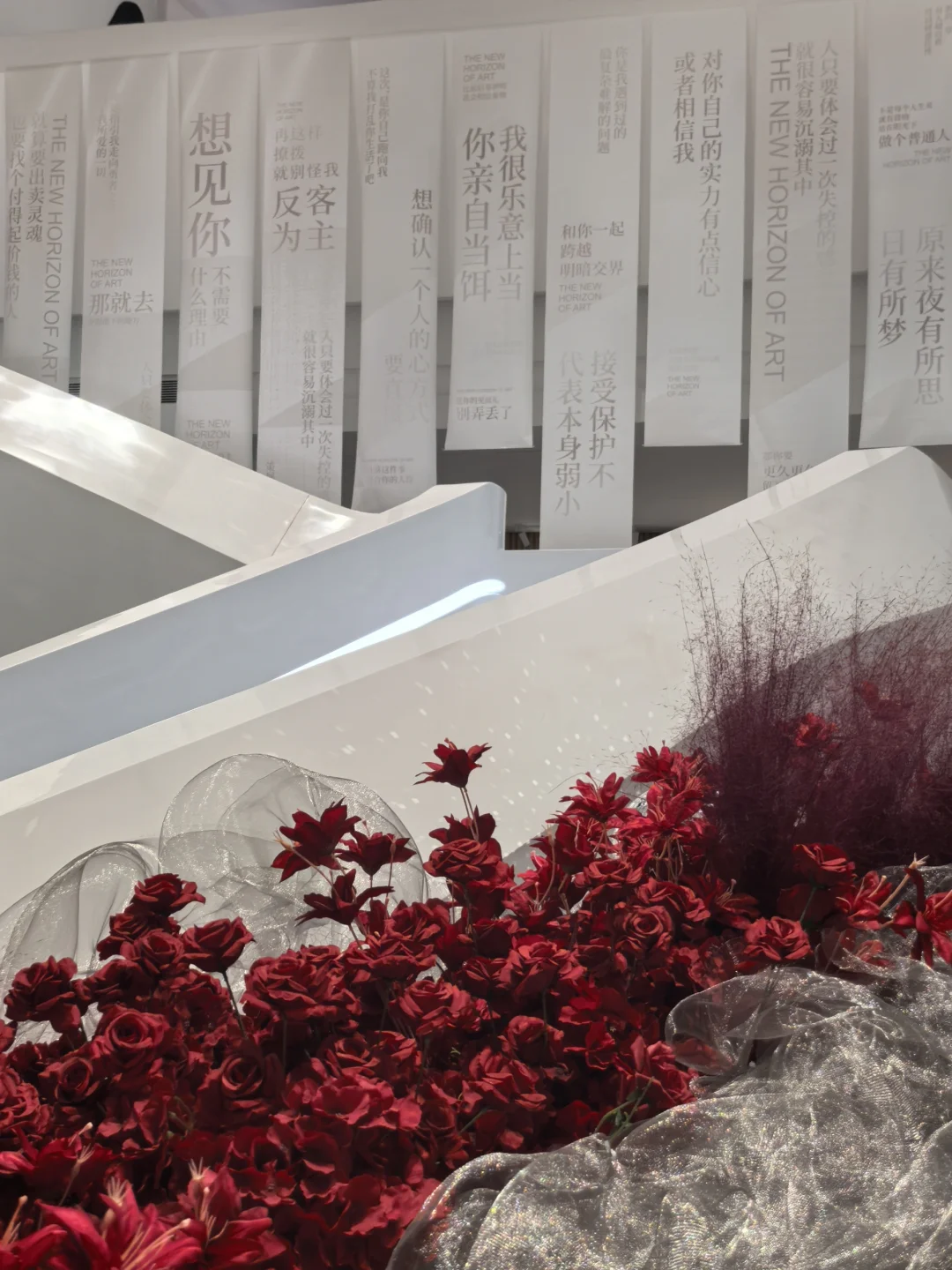 秦彻美术展，从第一张简介开始就想哭了?