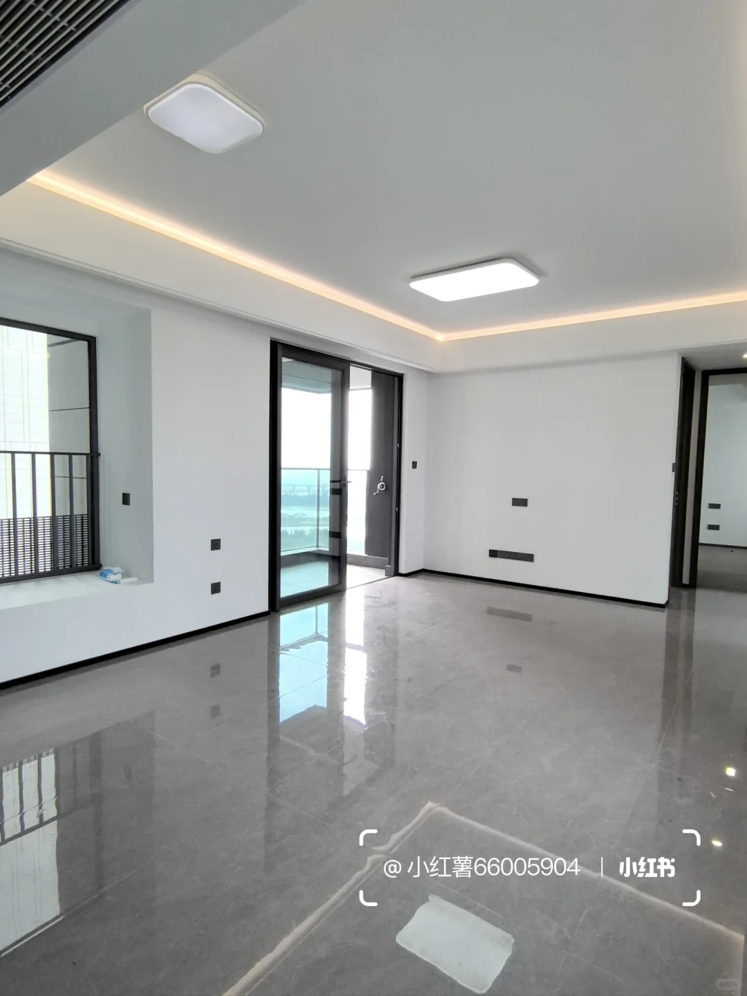 转租会展湾雍境空三房一厅两卫河景房 急转