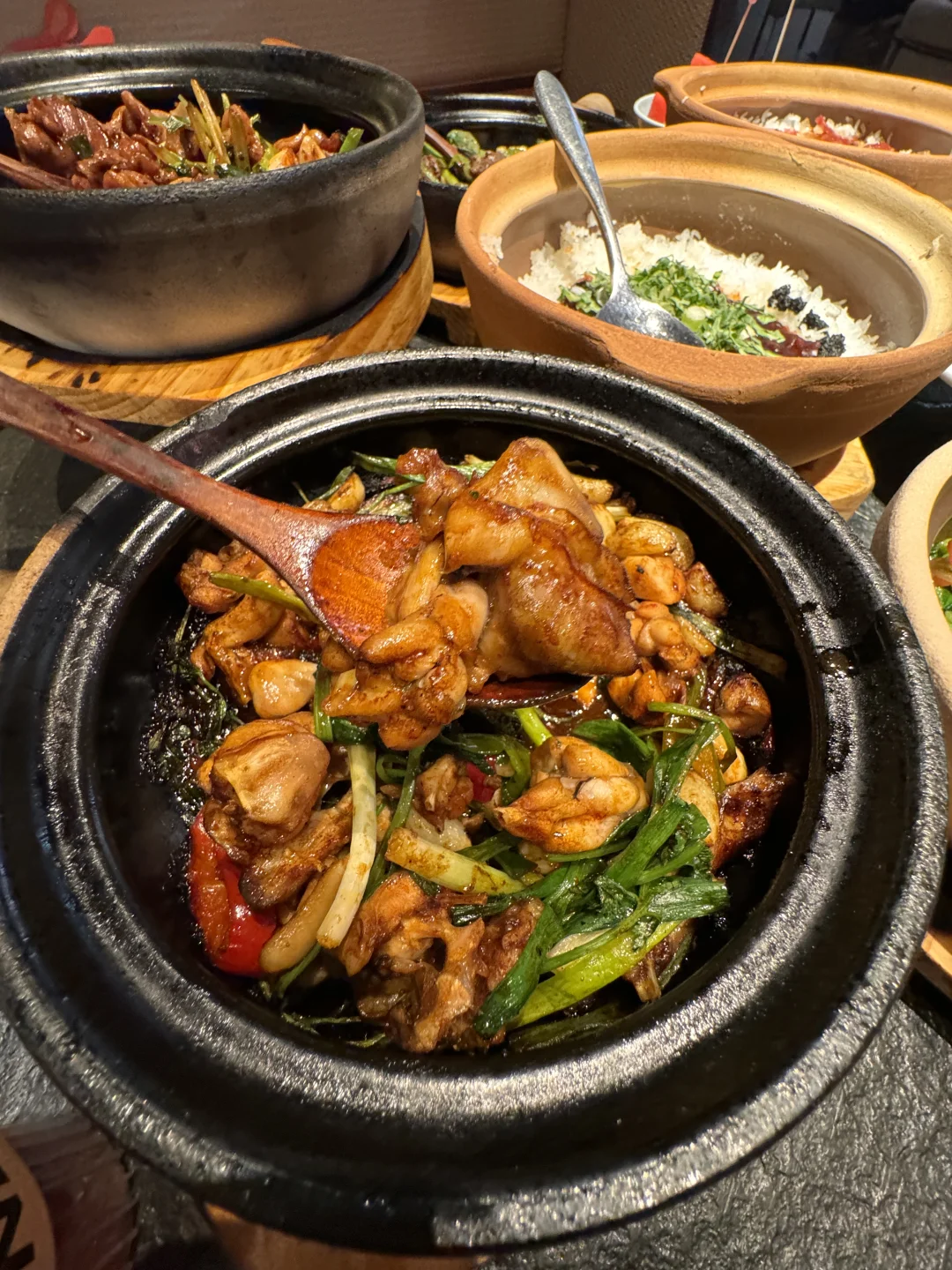 哈尔滨会展负一。。。排队王。。。