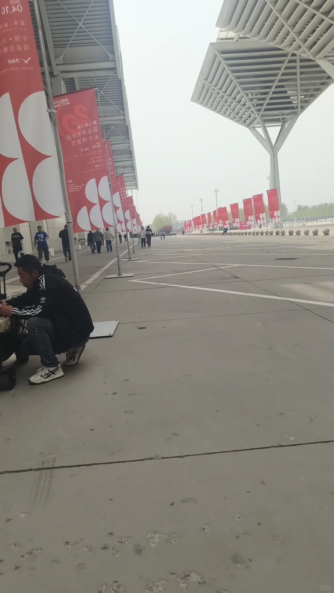 25-26有没有来津南国展兼职的