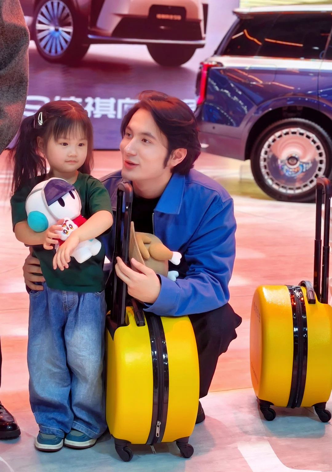 上海国家会展中心玩耍的一天