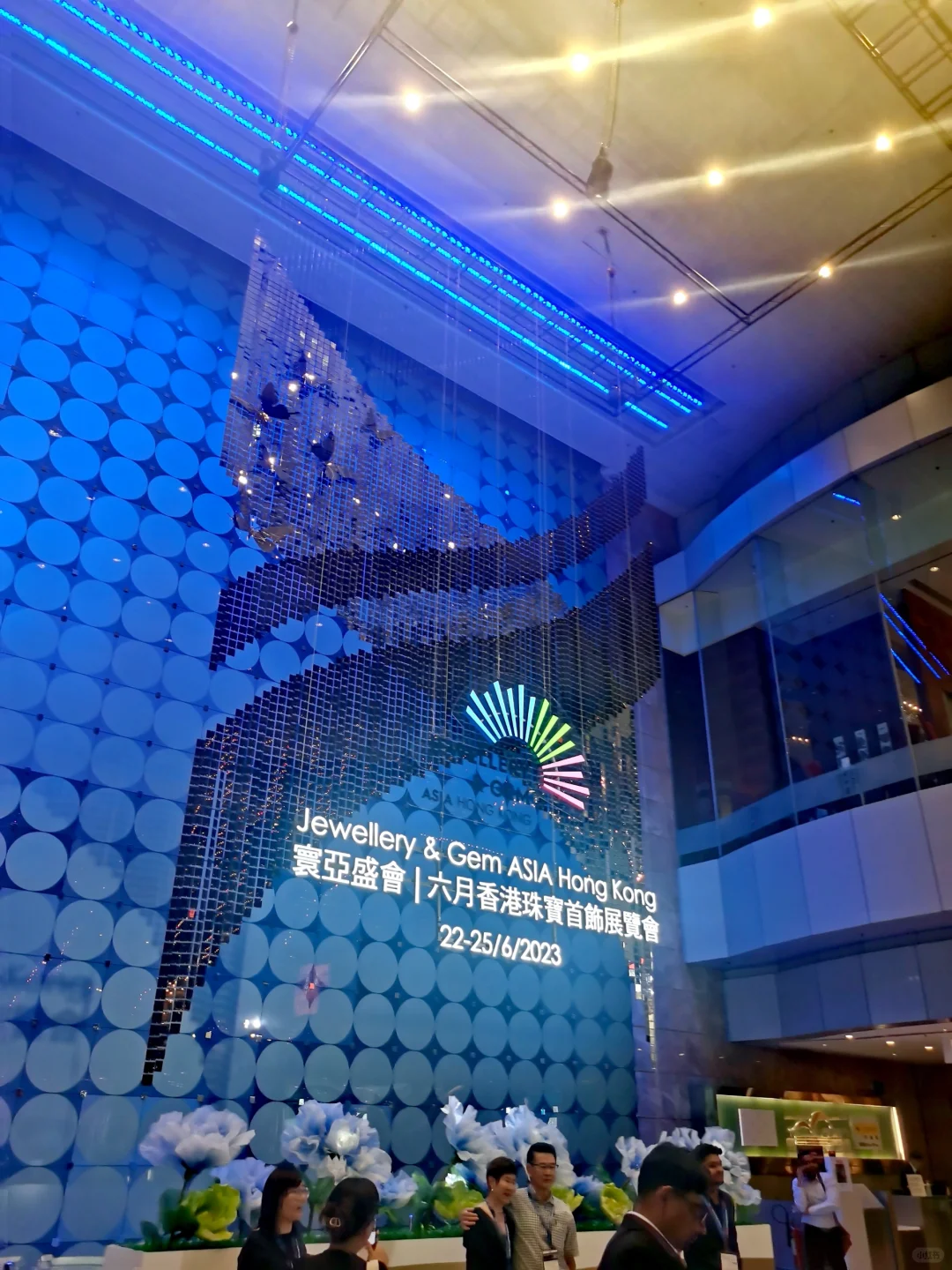 香港会展做翻译一天800 钱真难赚啊家人们