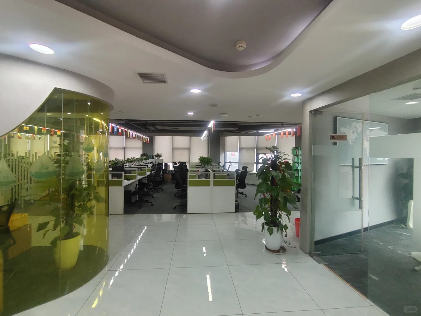 诚聘外贸业务员（出国+展会）‼️‼️