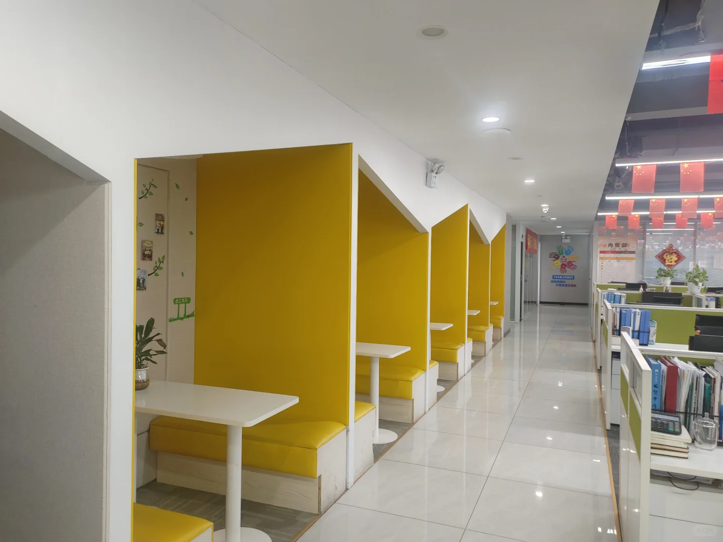 诚聘外贸业务员（出国+展会）‼️‼️