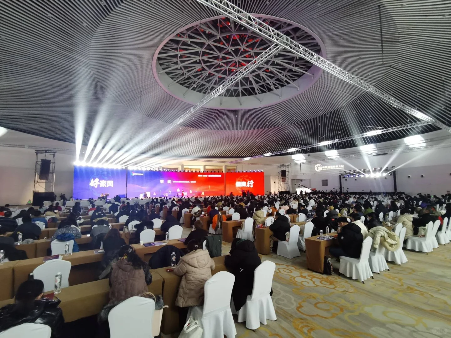 天津展会服务公司-生活演员-扮父母领导