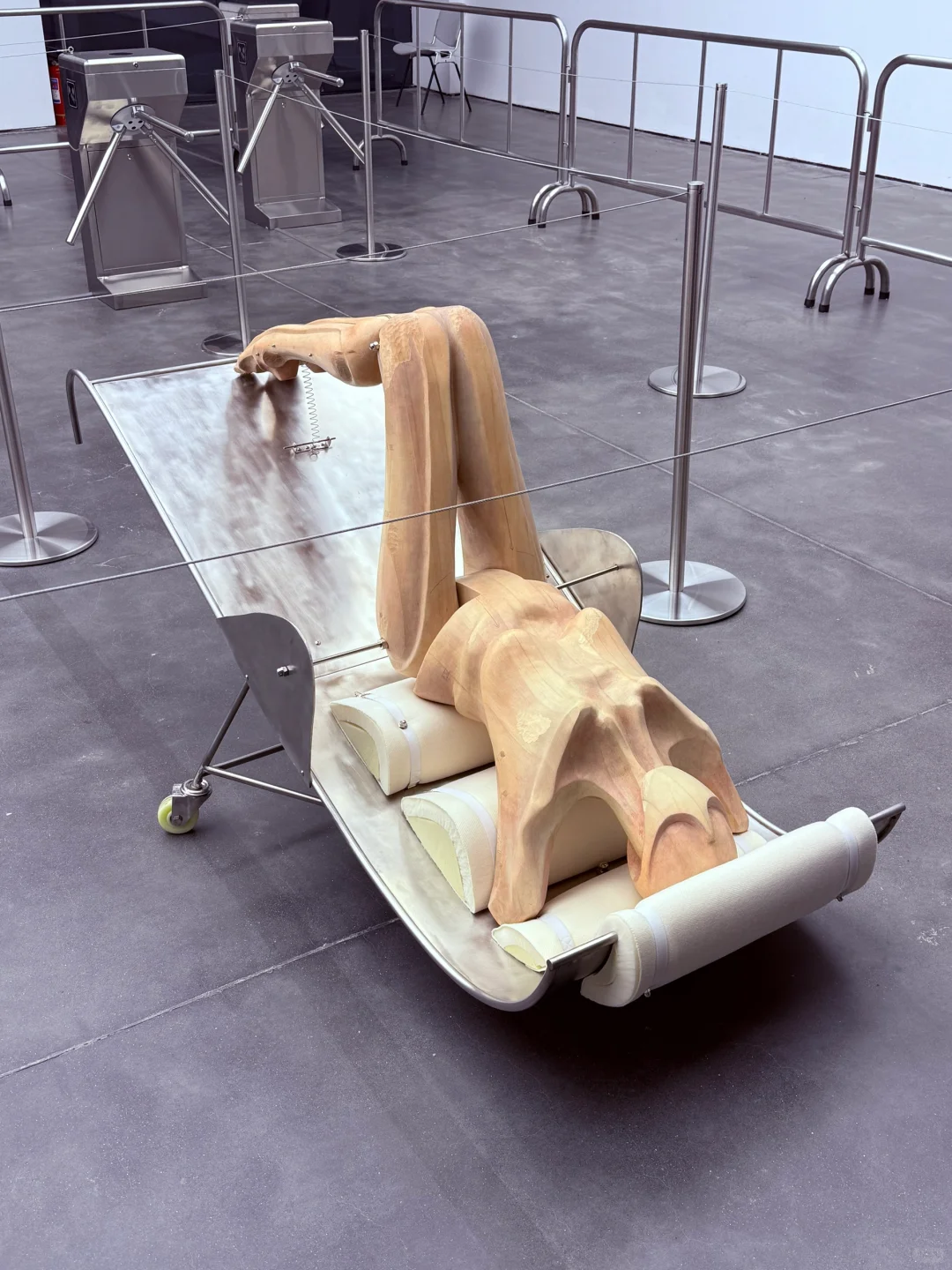 这个展览让我发现自己是如何被社会规训的