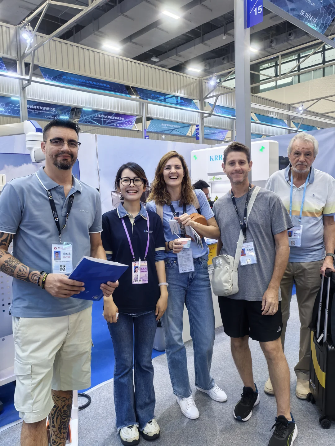 广交会现场开单21万美金，每天睡三个小时