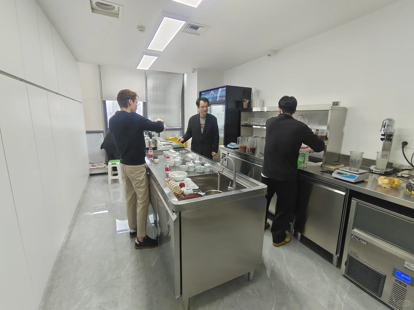 诚聘外贸业务员（出国+展会）‼️‼️