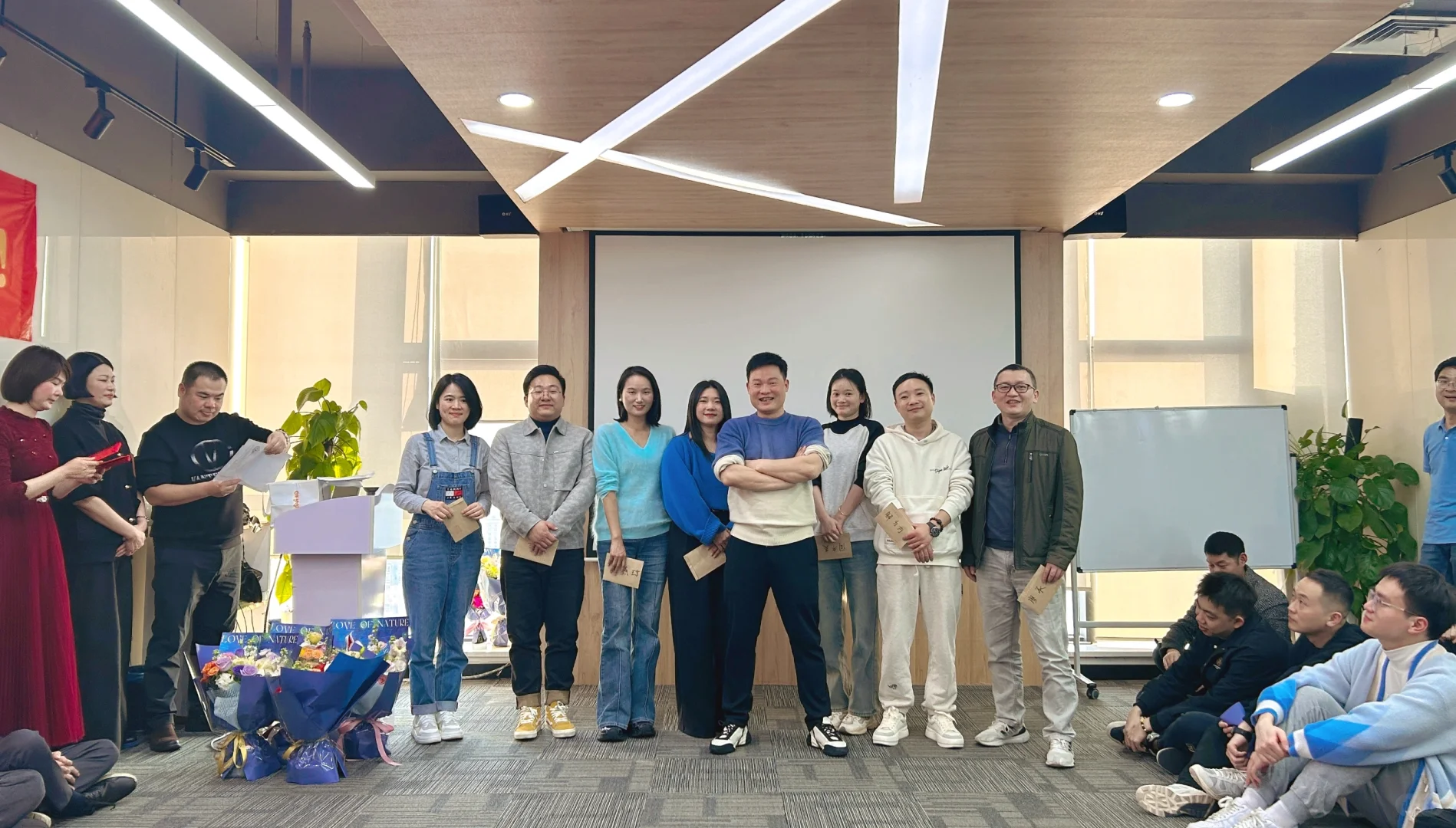 诚聘外贸业务员（出国+展会）‼️‼️