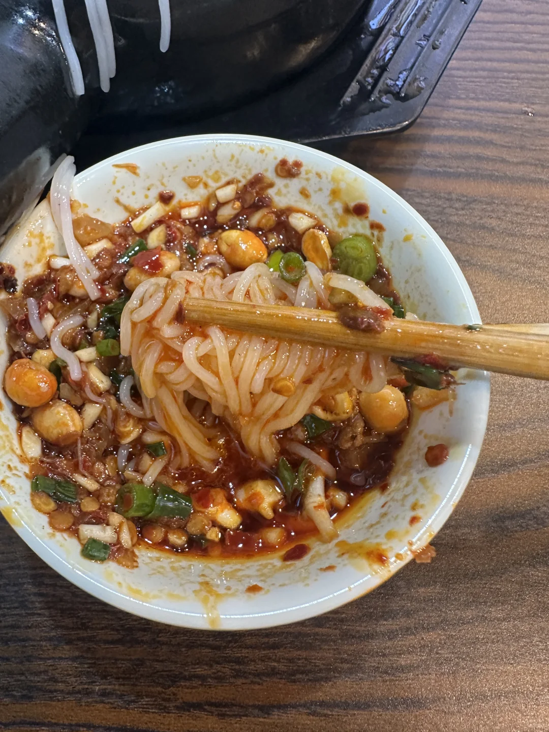 会展B区，令人惊艳的砂锅粉