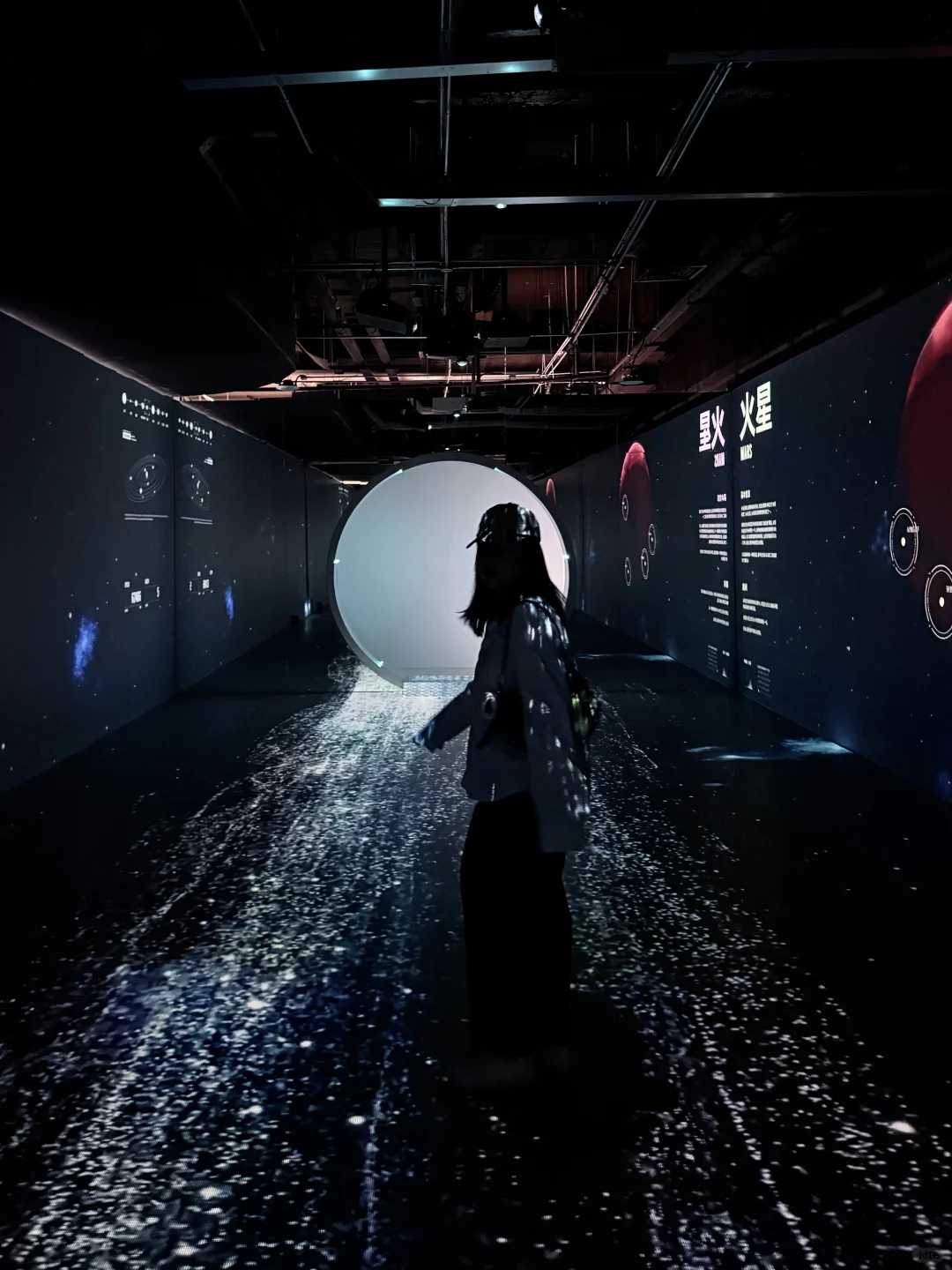 上海从不缺震撼的展‼️分分钟拥有人生照片?