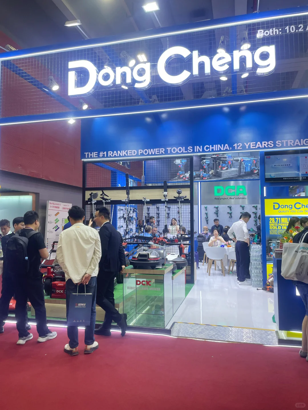 137届广交会，高关税政策下我就当见见世面了