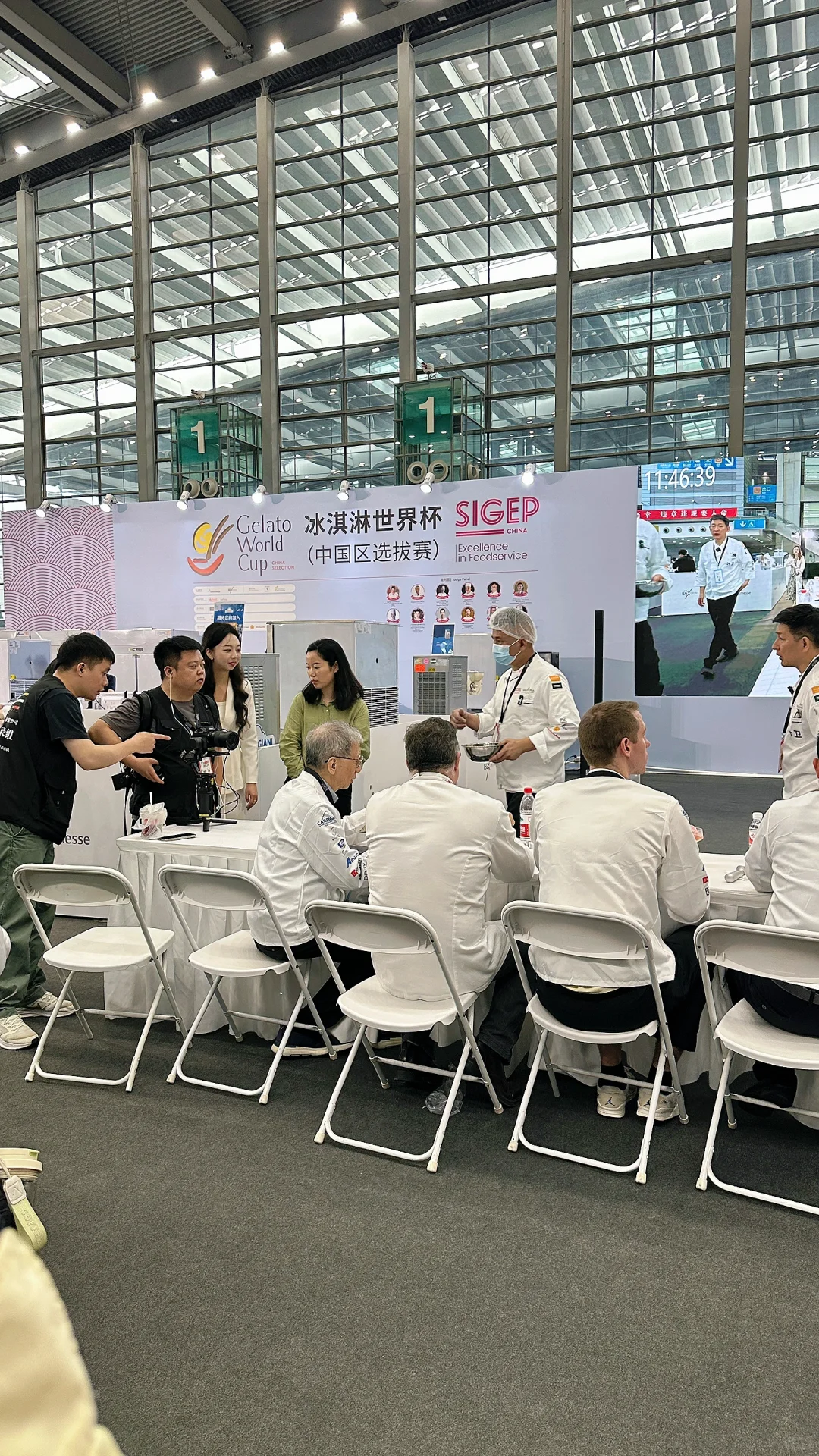 深圳冰淇淋展会，有多少人是把?吃饱了?