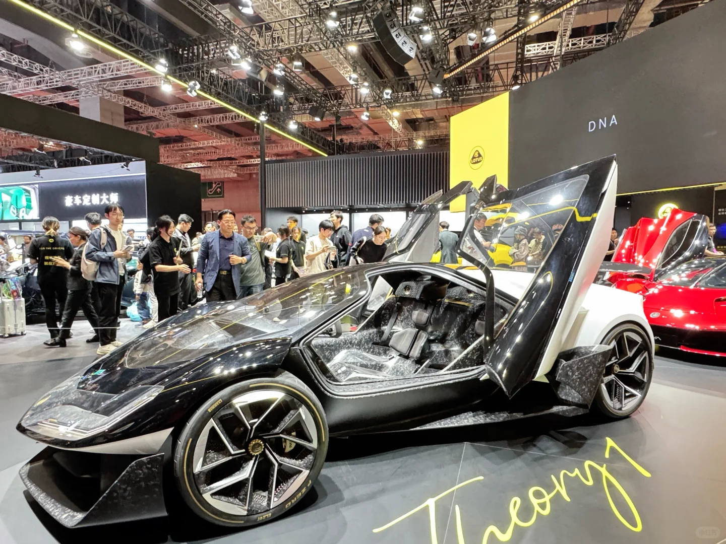 暴走上海国际汽车工业展览会??