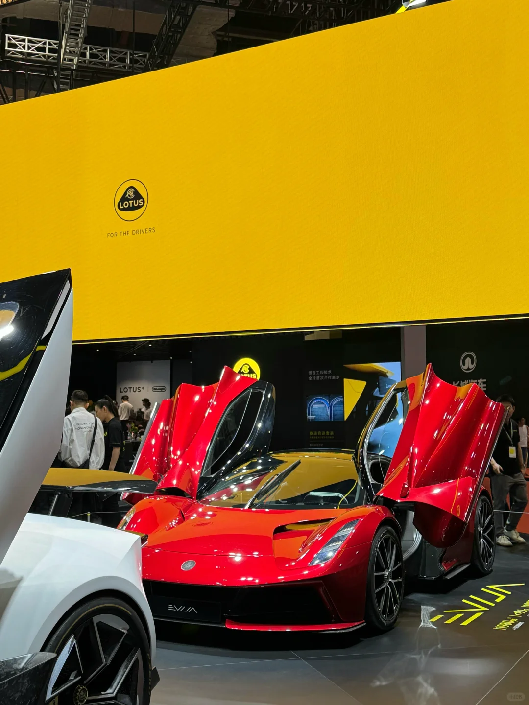 暴走上海国际汽车工业展览会??